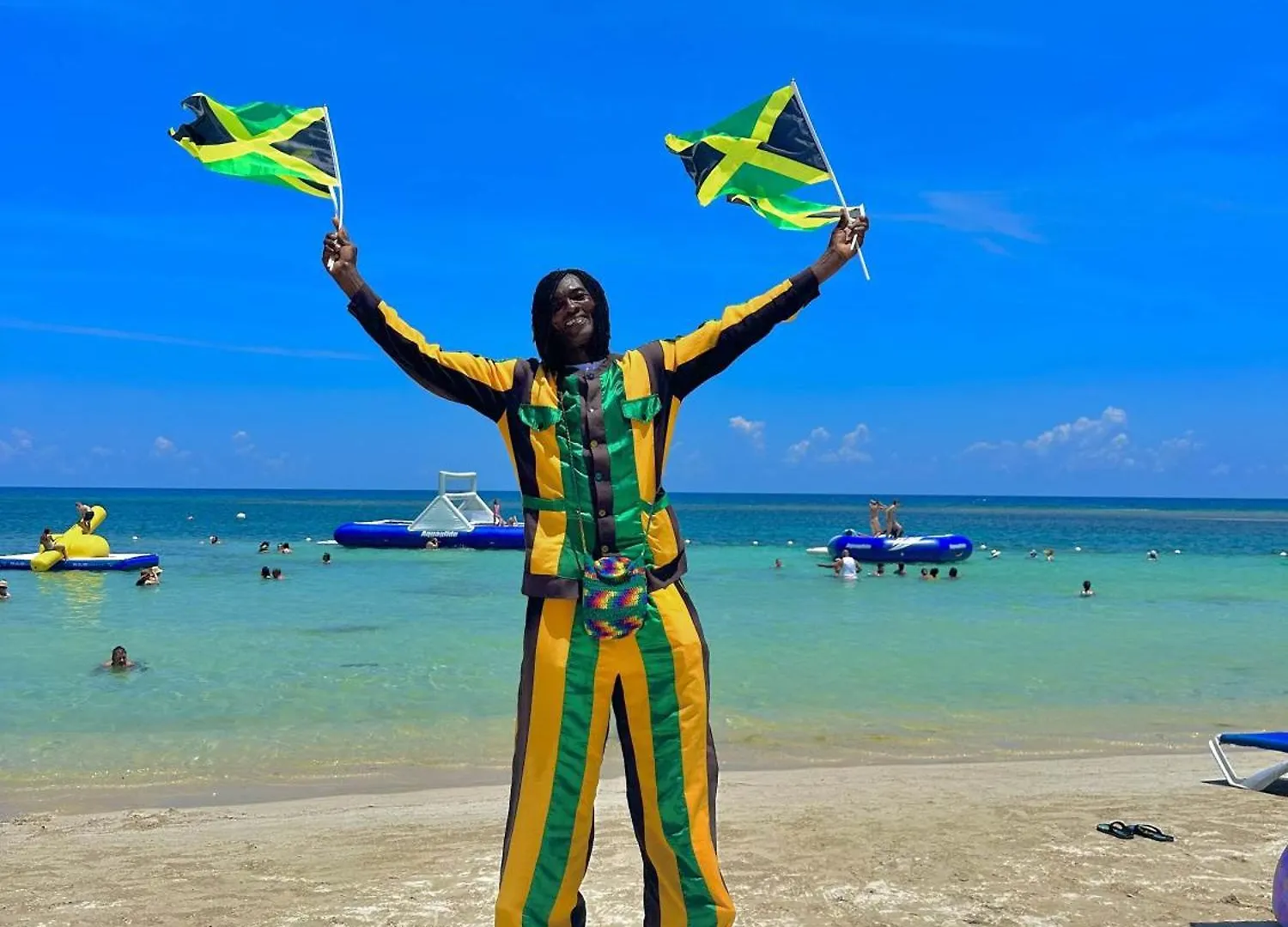 Kro Hospitality Expert Bts 3 - Pool Beach & Bar Montego Bay
